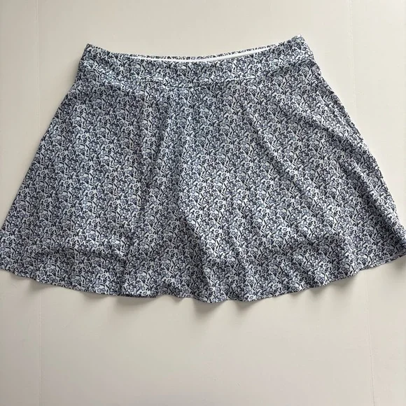 Women’s Bad Birdie Golf Exec Skort XL New With Tags MSRP $72 - Picture 2 of 8